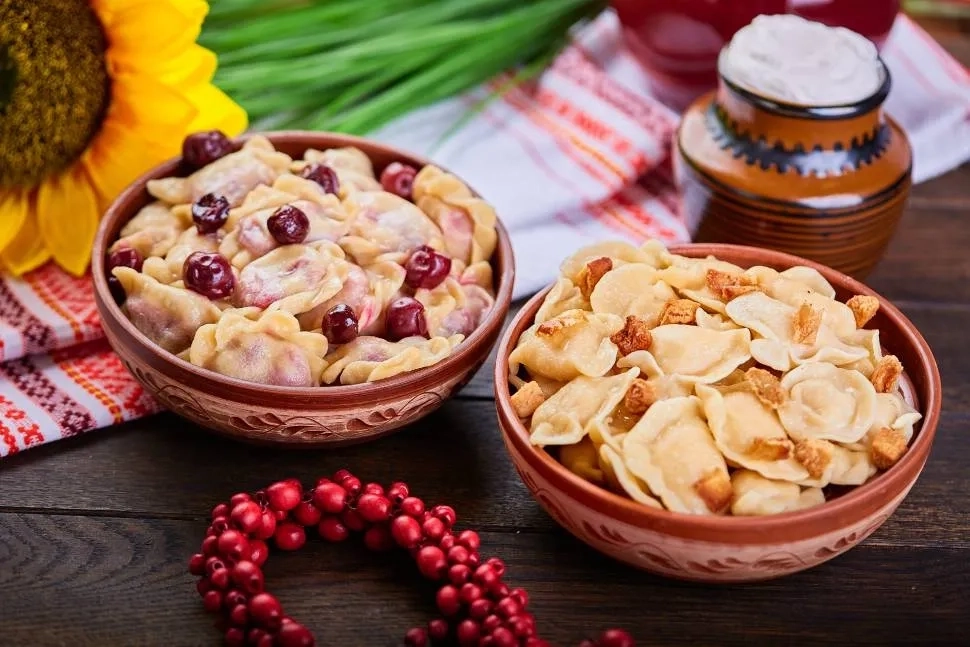 Фирменные вареники и пельмени