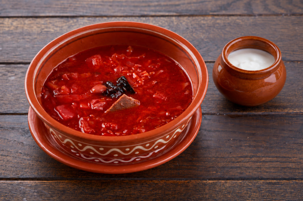 Борщ с уткой и черносливом